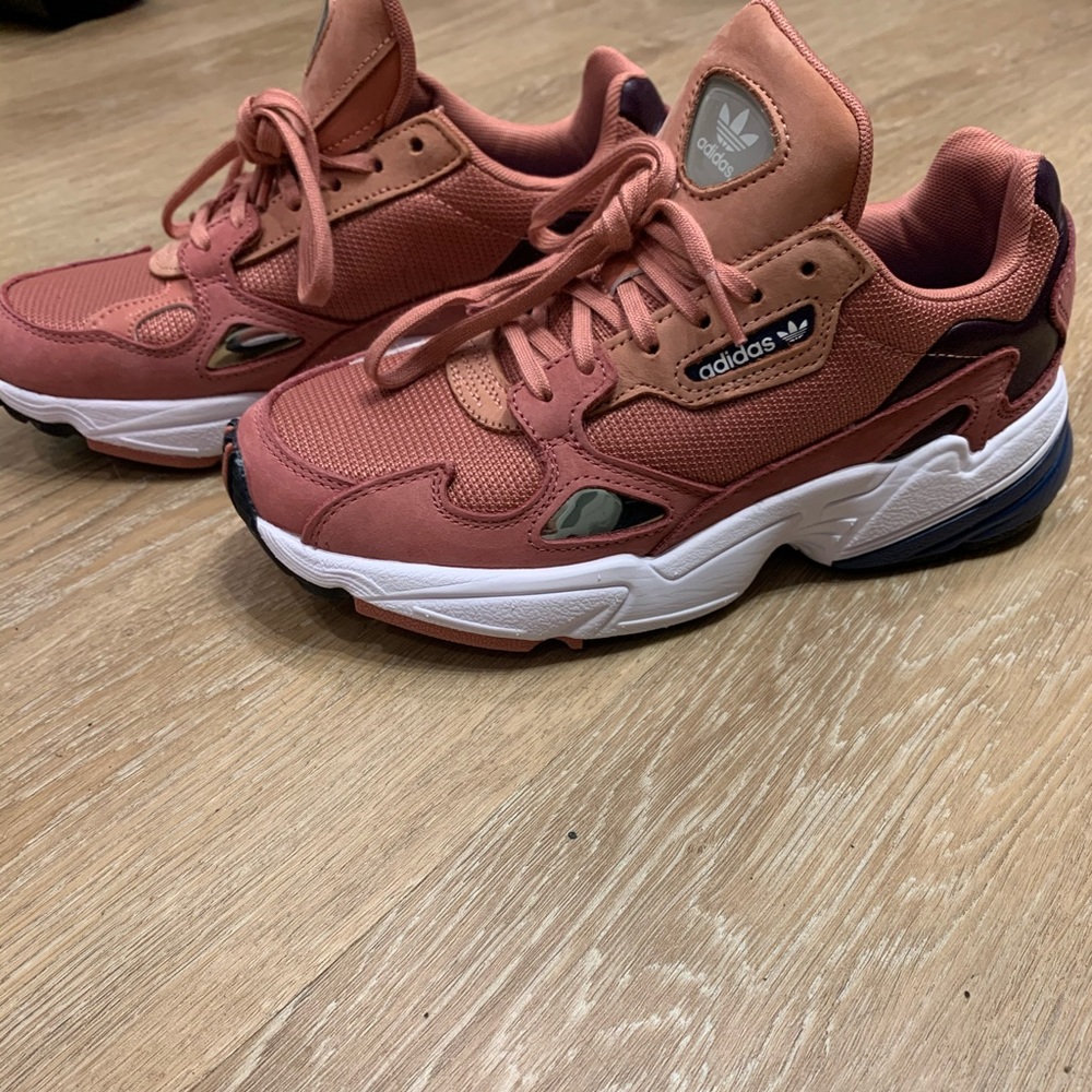 Adidas Originals Falcon